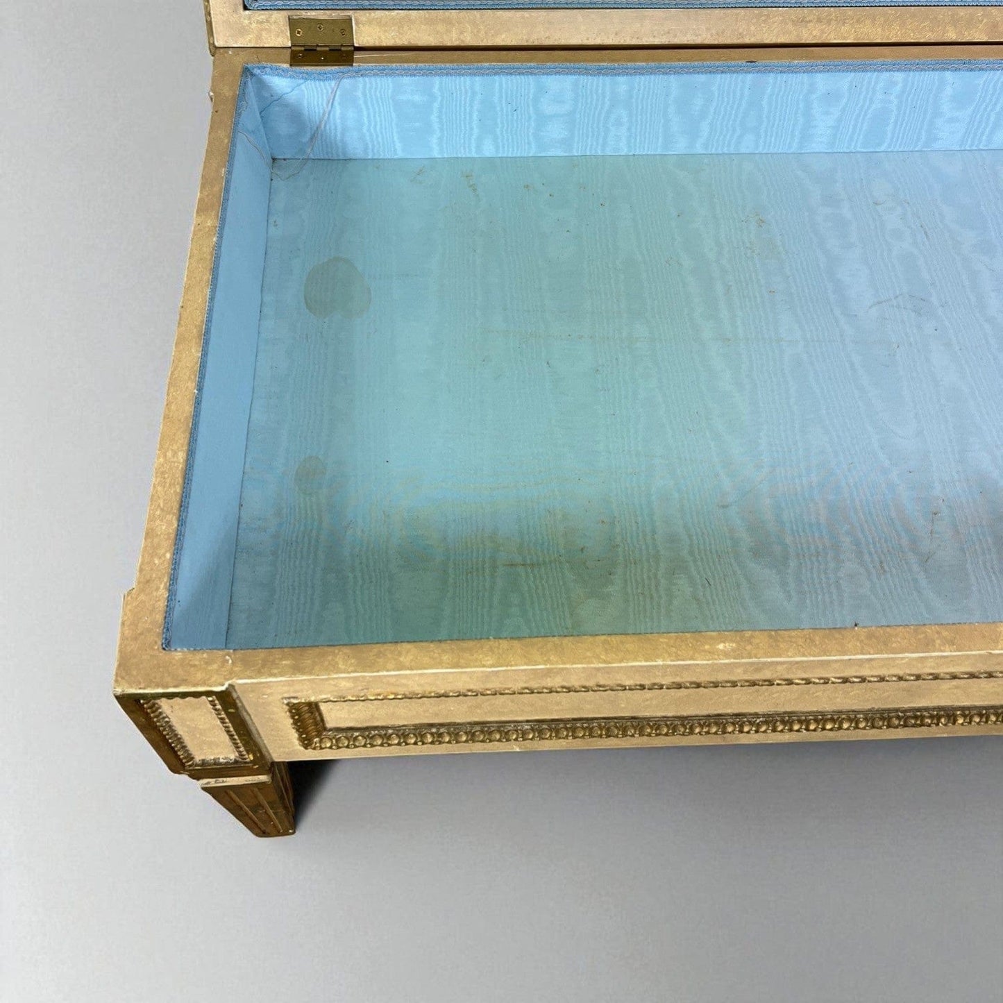 Tavolino da solotto vetro bacheca antico tavolo vetrina basso stile neoclassico Categoria  Tavoli - tavolinetti