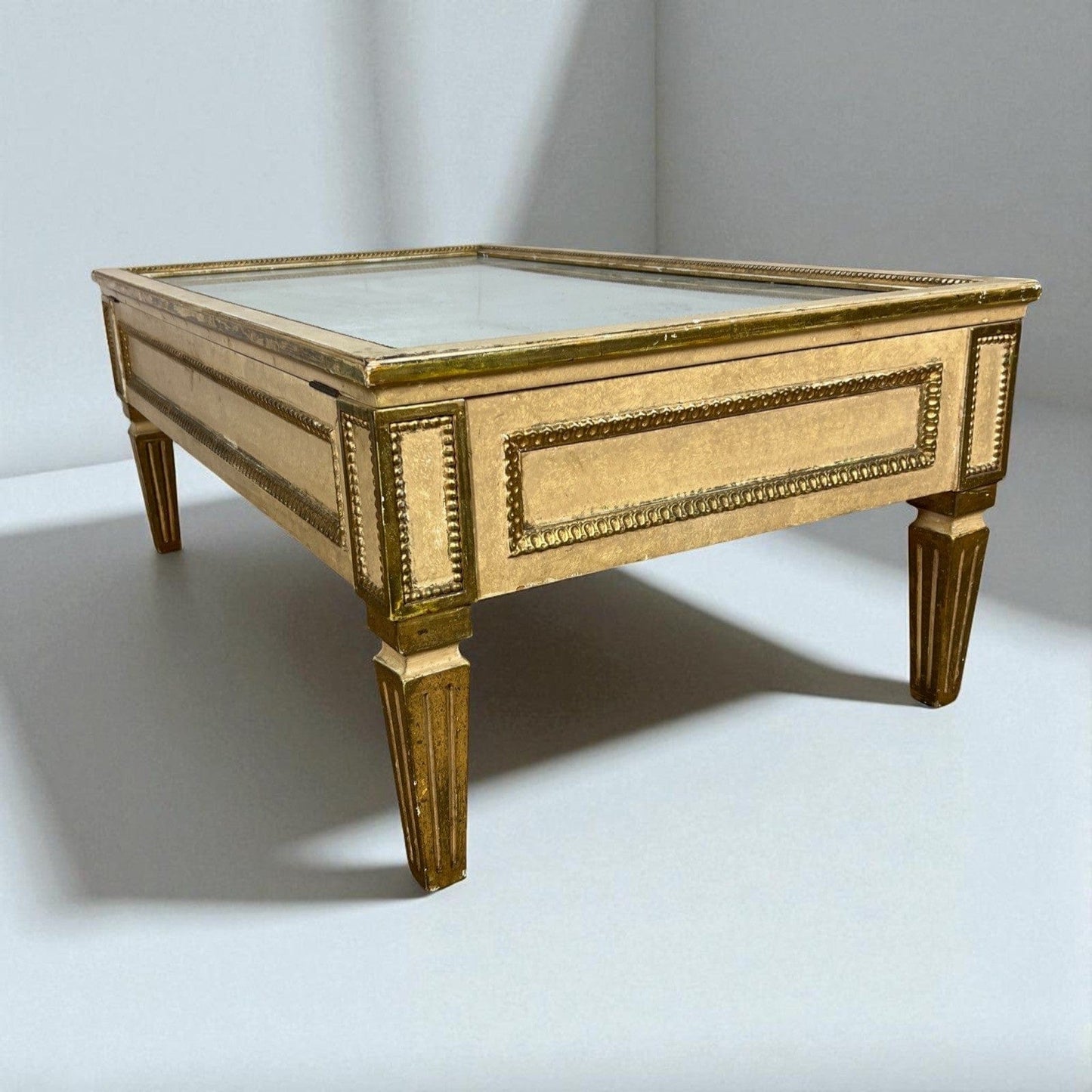 Tavolino da solotto vetro bacheca antico tavolo vetrina basso stile neoclassico Categoria  Tavoli - tavolinetti