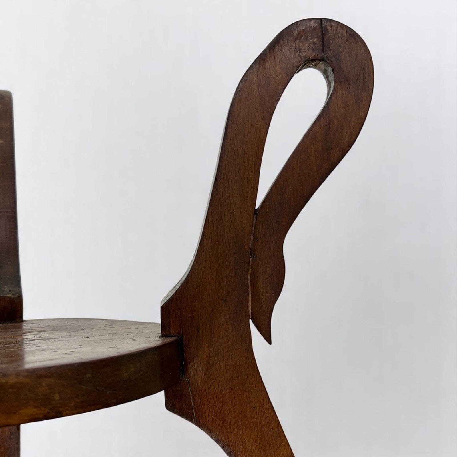 Tavolino portavaso antico a piu ripiani trespolo portapiante impero 800 in legno Categoria  Tavoli - tavolinetti