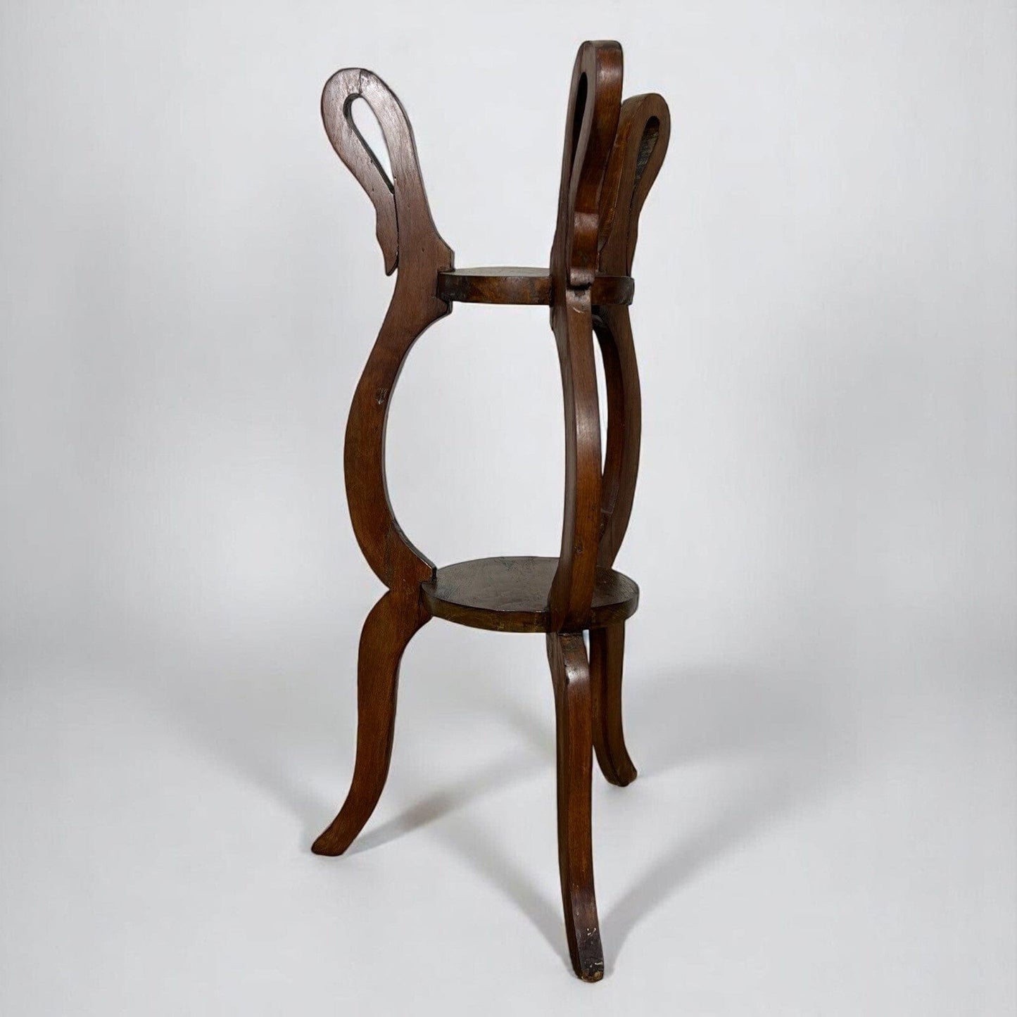 Tavolino portavaso antico a piu ripiani trespolo portapiante impero 800 in legno Categoria  Tavoli - tavolinetti