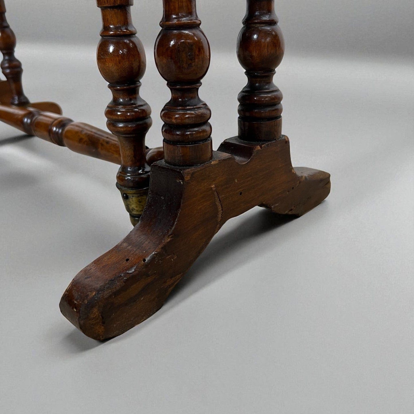 Tavolino tavolo antico a vela da salotto soggiorno per caffe in legno pieghevole Categoria  Tavoli - tavolinetti