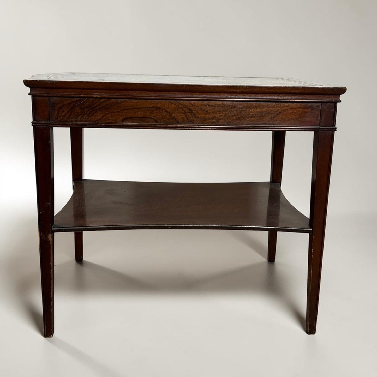 Tavolino tavolo antico da salotto basso in legno piano pelle per ufficio Regency Categoria  Tavoli - tavolinetti