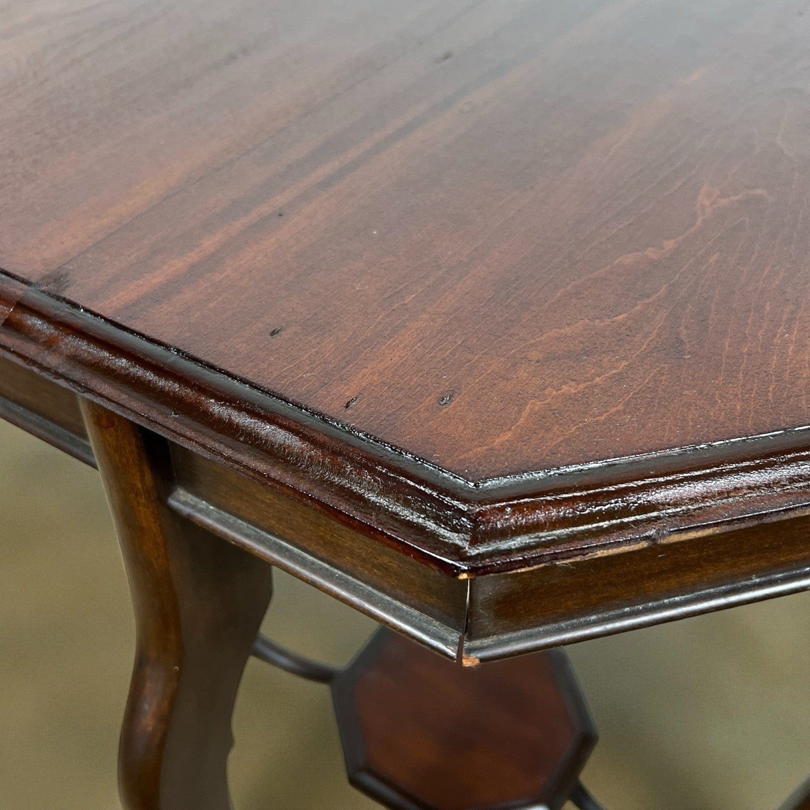 Tavolino tavolo antico da salotto soggiorno in legno due ripiani inglese ‘800 Categoria  Tavoli - tavolinetti