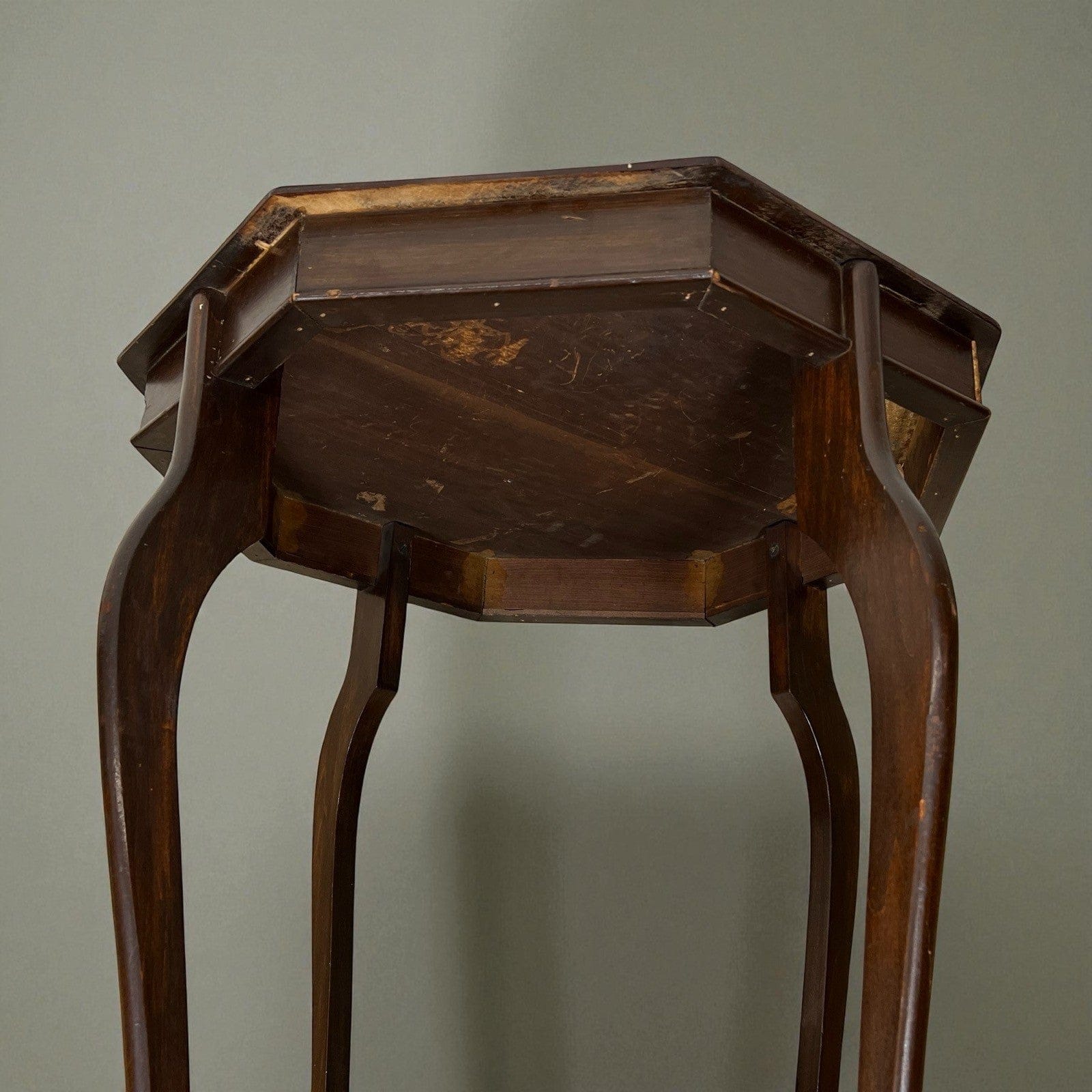 Tavolino tavolo antico da salotto soggiorno in legno due ripiani inglese ‘800 Categoria  Tavoli - tavolinetti