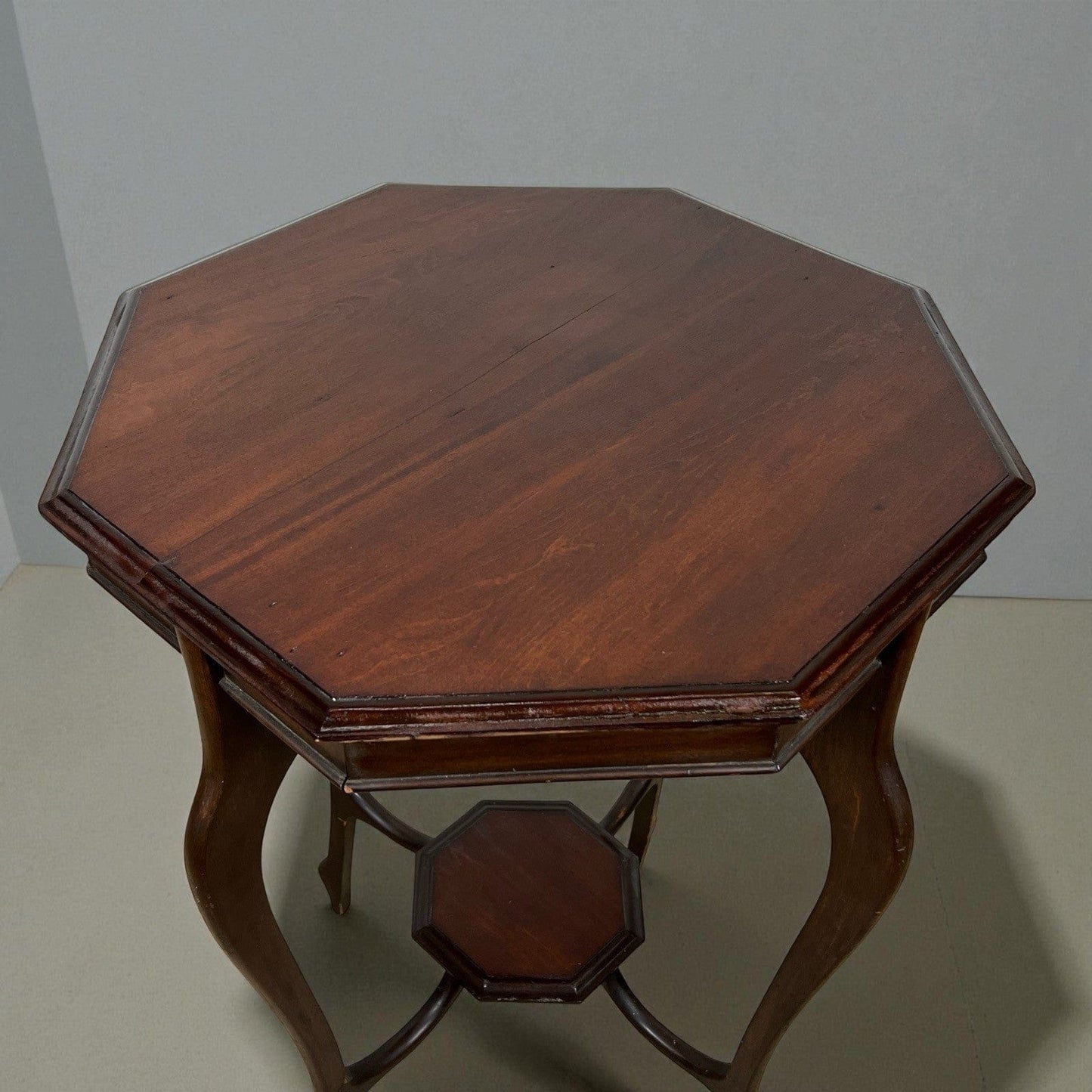 Tavolino tavolo antico da salotto soggiorno in legno due ripiani inglese ‘800 Categoria  Tavoli - tavolinetti