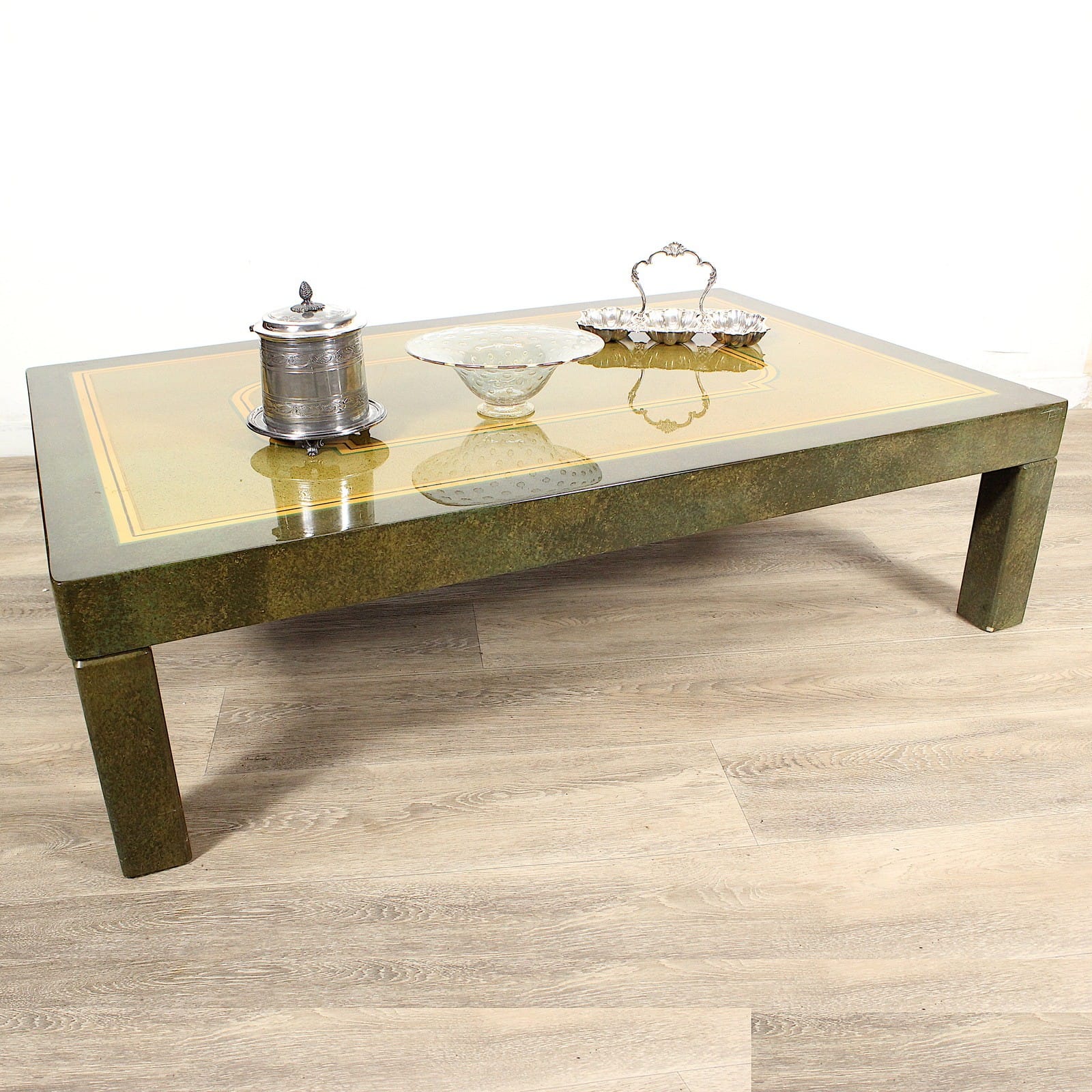 Tavolino tavolo da salotto basso vintage di modernariato anni 70 space age verde Categoria  Tavoli - tavolinetti