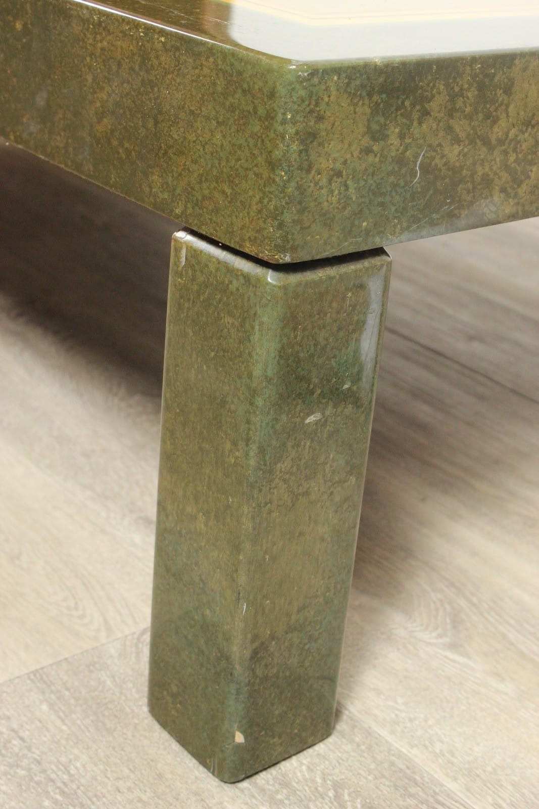 Tavolino tavolo da salotto basso vintage di modernariato anni 70 space age verde Categoria  Tavoli - tavolinetti