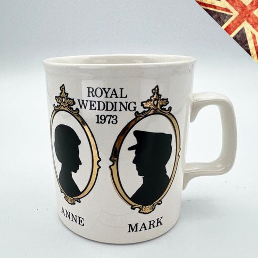 Tazza Boccale Mug Inglese da collezione Casa Reale commemorativa anni 70 Royal Categoria  Boccali