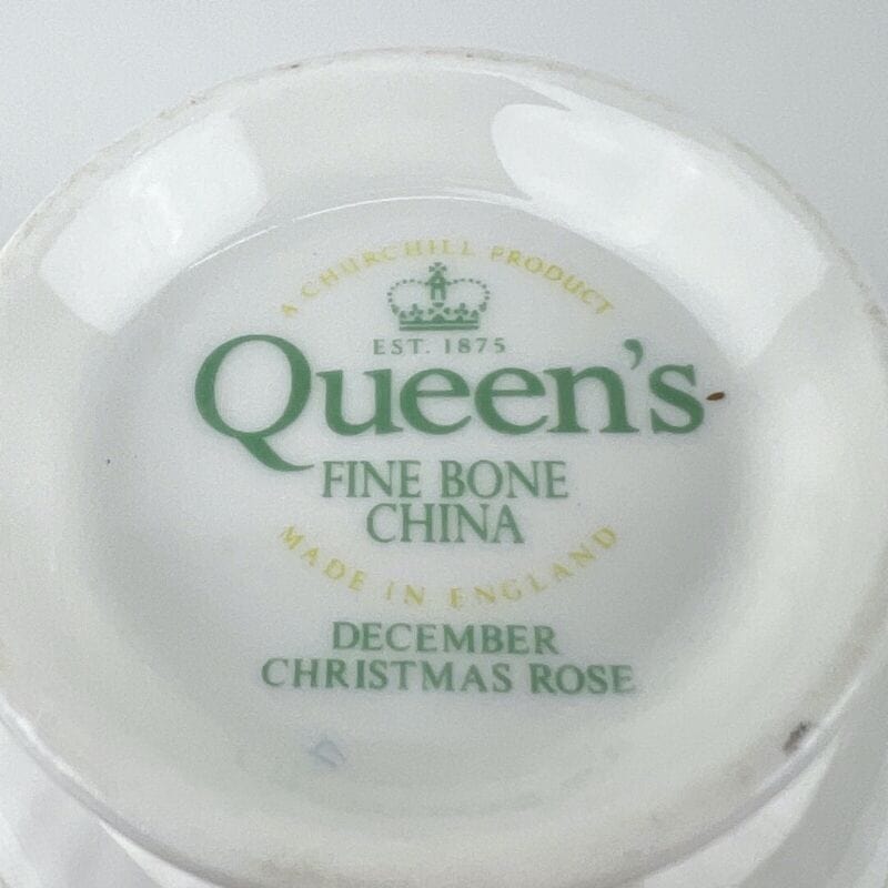 Tazza da caffè in porcellana Queen's con mese tazzina inglese DICEMBRE 900 Categoria  Servizio tazze - Tazze
