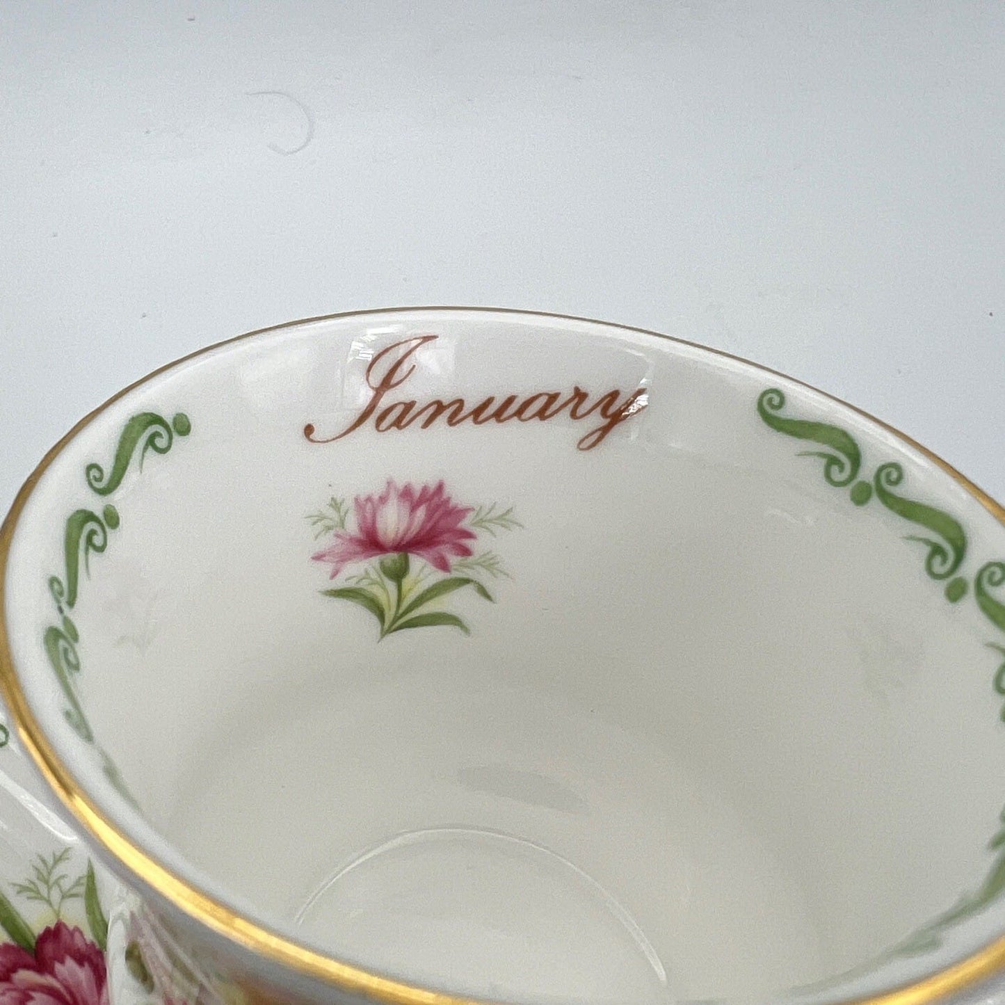 Tazza da caffè in porcellana Queen's con mese tazzina inglese GENNAIO 900 Categoria  Servizio tazze - Tazze