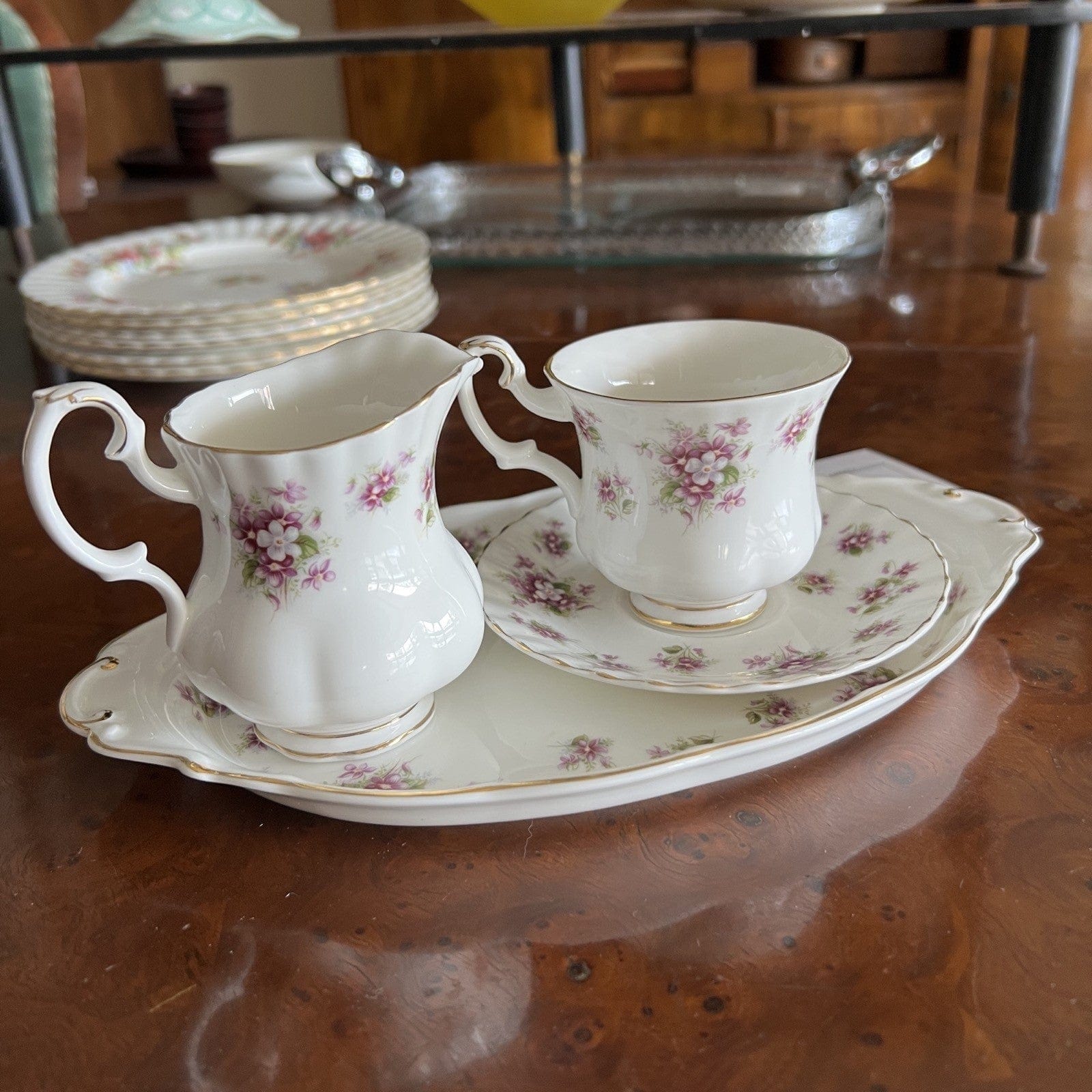 Tazza da caffè in porcellana Royal Albert tazzina inglese Violette Sweet Violets Categoria  Servizio tazze - Tazze
