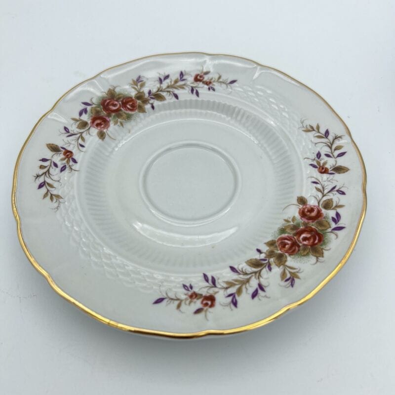 Tazza da tè the antica con piattino in porcellana Royal CP vintage motivo fiori Categoria  Ceramiche e Porcellane