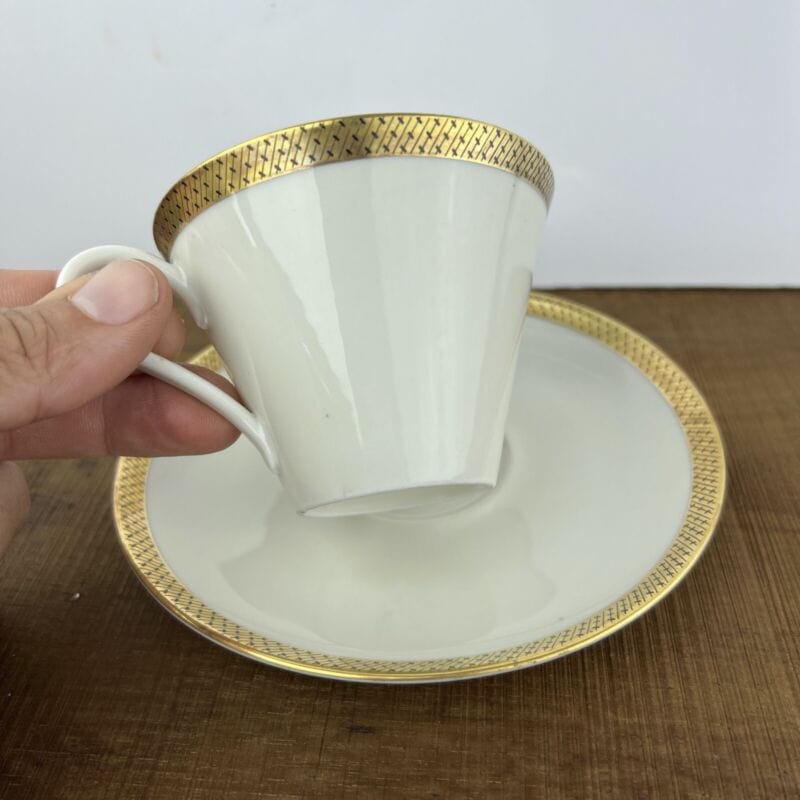 Tazza da tè the antica in porcellana Bavaria oro Bareuther Waldsassen anni 40 Categoria  Servizio tazze - Tazze