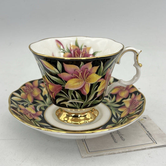 Tazza da tè The in porcellana Nera Royal Albert Provincial Flowers Prairie Lily Categoria  Servizio tazze - Tazze