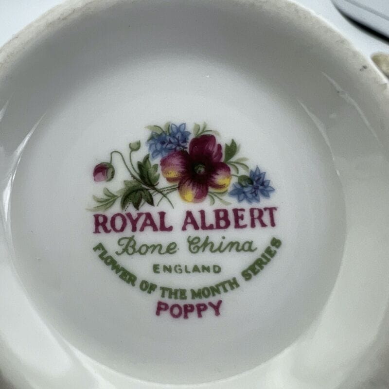 Tazza da tè The in porcellana Royal Albert con mese tazzina inglese Agosto 900 Categoria  Servizio tazze - Tazze
