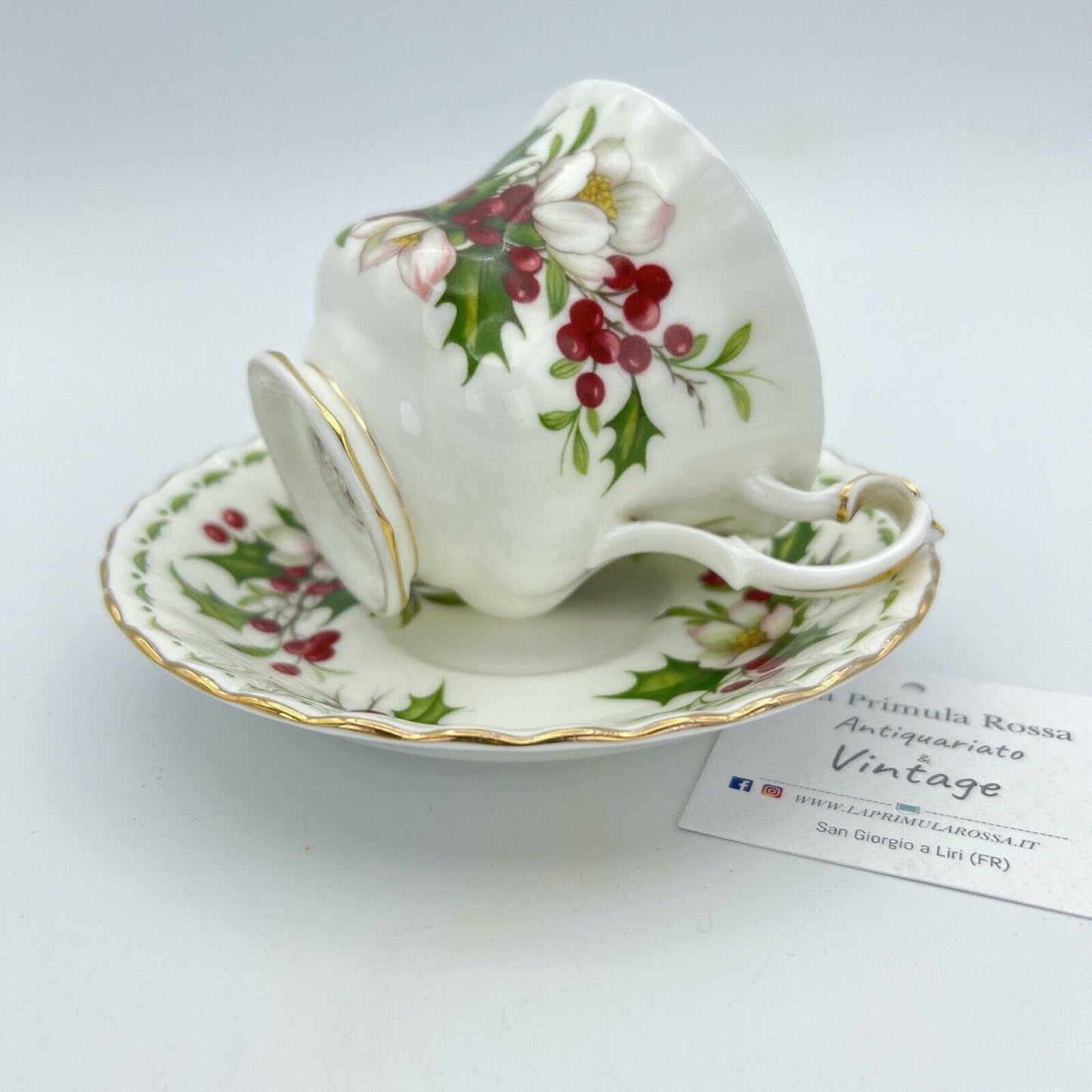 Tazza da tè The in porcellana Royal Albert con mese tazzina inglese DICEMBRE 900 Categoria  Servizio tazze - Tazze