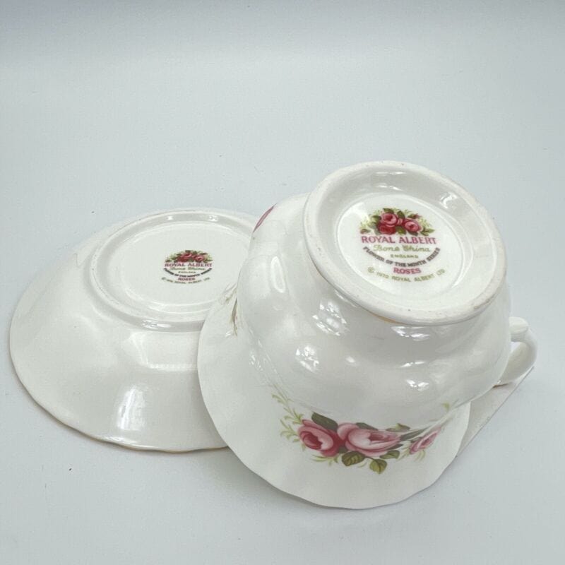 Tazza da tè The in porcellana Royal Albert con mese tazzina inglese GIUGNO 900 Categoria  Servizio tazze - Tazze