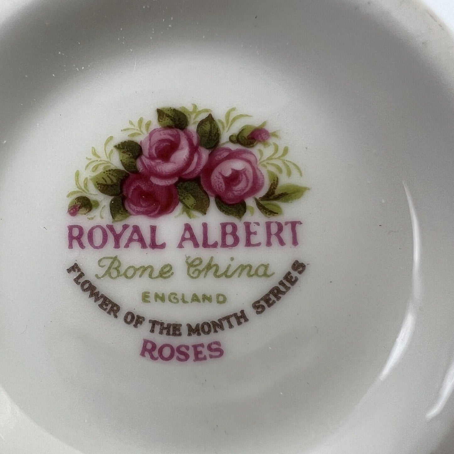 Tazza da tè The in porcellana Royal Albert con mese tazzina inglese GIUGNO 900 X Categoria  Servizio tazze - Tazze