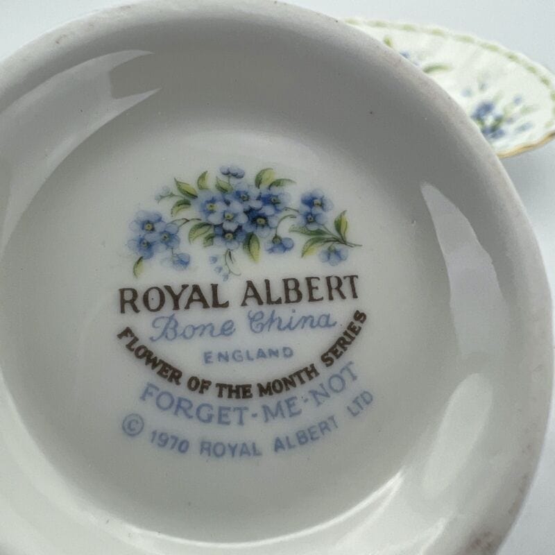 Tazza da tè The in porcellana Royal Albert con mese tazzina inglese LUGLIO 1970 Categoria  Servizio tazze - Tazze