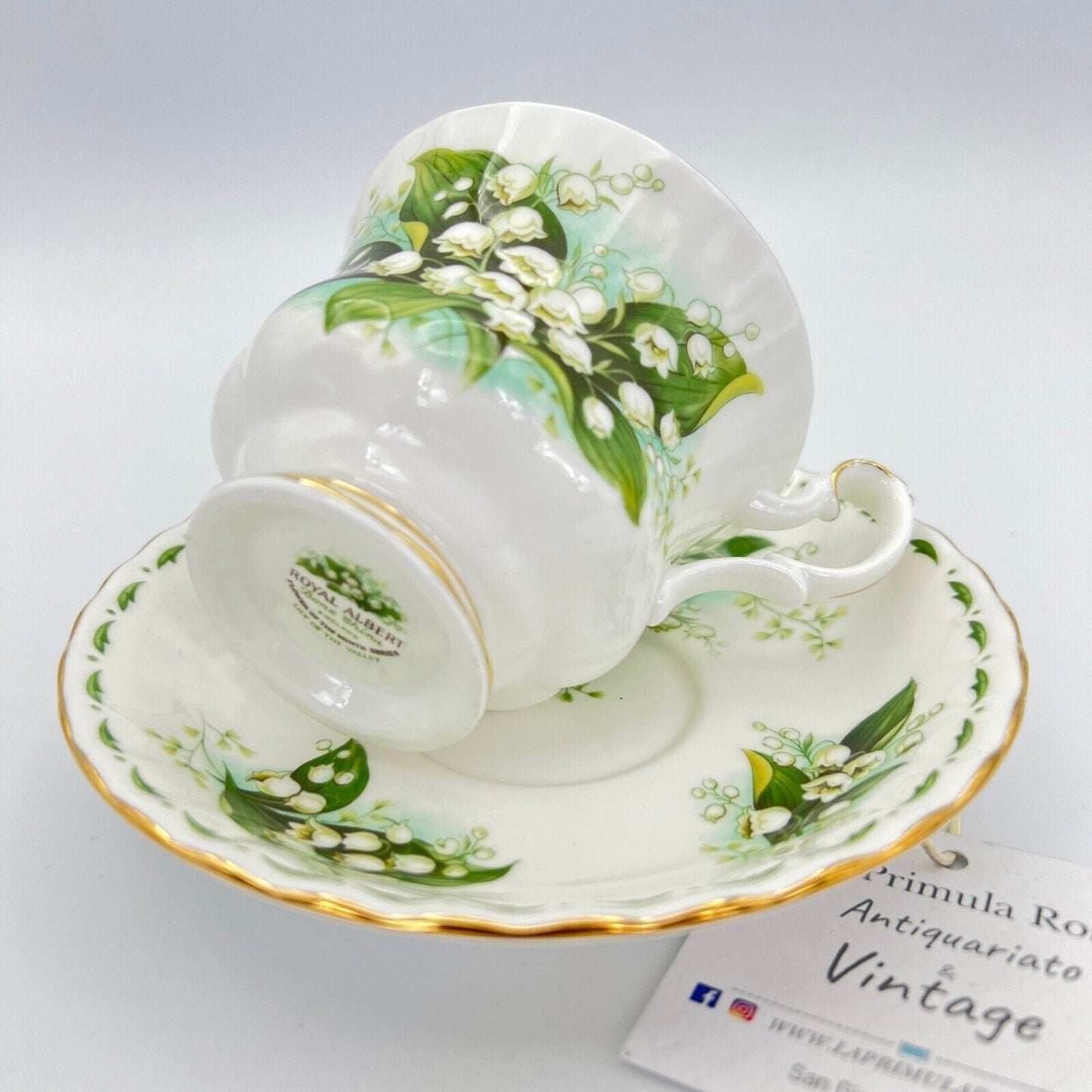 Tazza da tè The in porcellana Royal Albert con mese tazzina inglese MAGGIO 1970 Categoria  Servizio tazze - Tazze