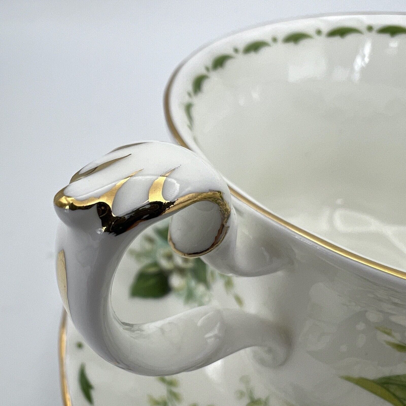 Tazza da tè The in porcellana Royal Albert con mese tazzina inglese MAGGIO 1970 Categoria  Servizio tazze - Tazze