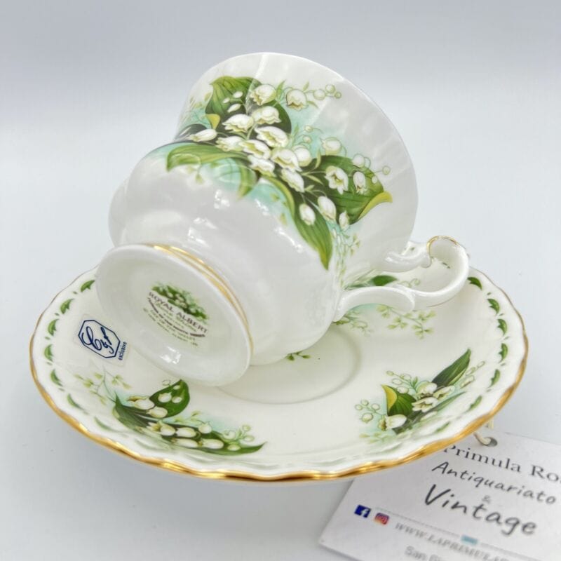 Tazza da tè The in porcellana Royal Albert con mese tazzina inglese MAGGIO 900 Categoria  Servizio tazze - Tazze