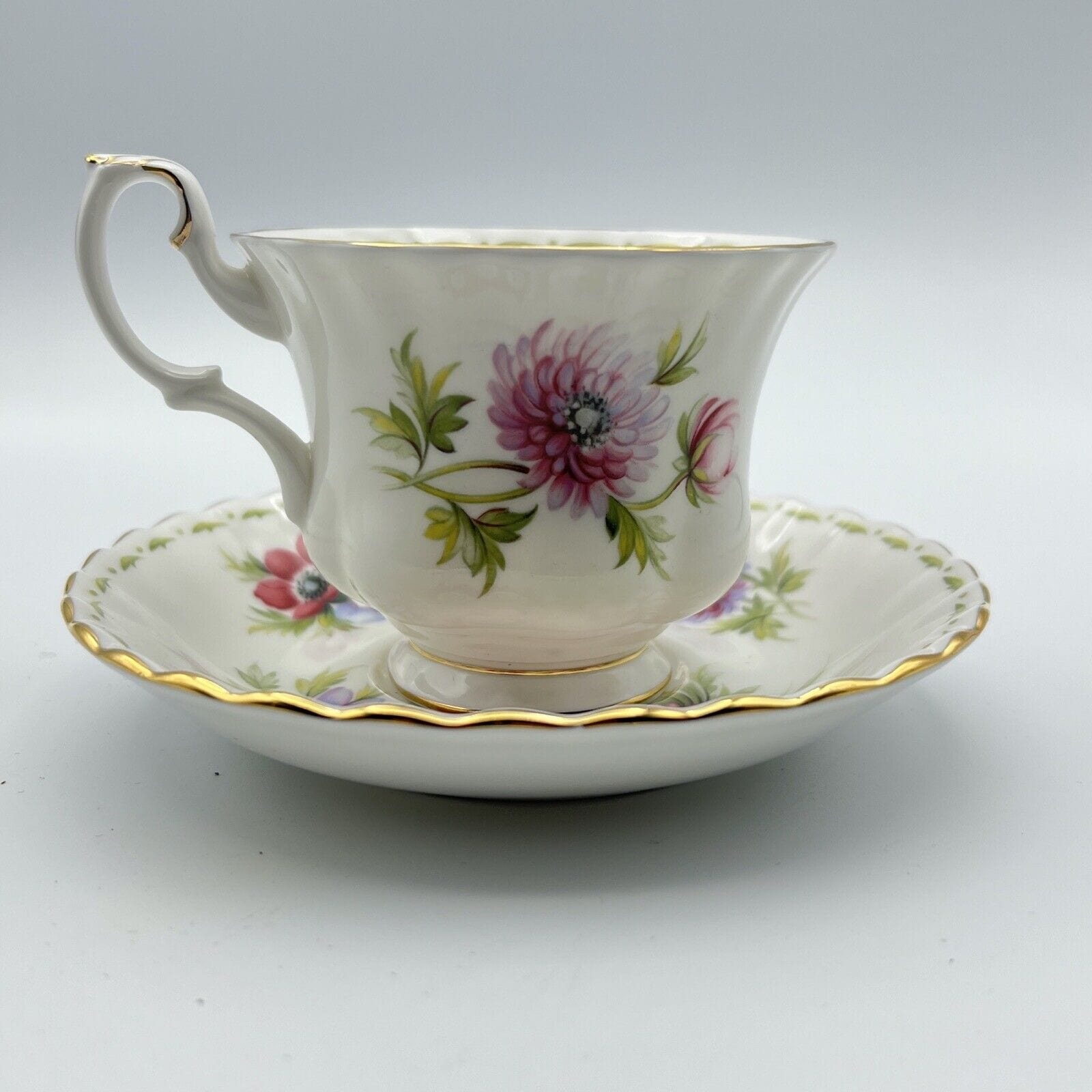 Tazza da tè The in porcellana Royal Albert con mese tazzina inglese MARZO 900 Categoria  Servizio tazze - Tazze