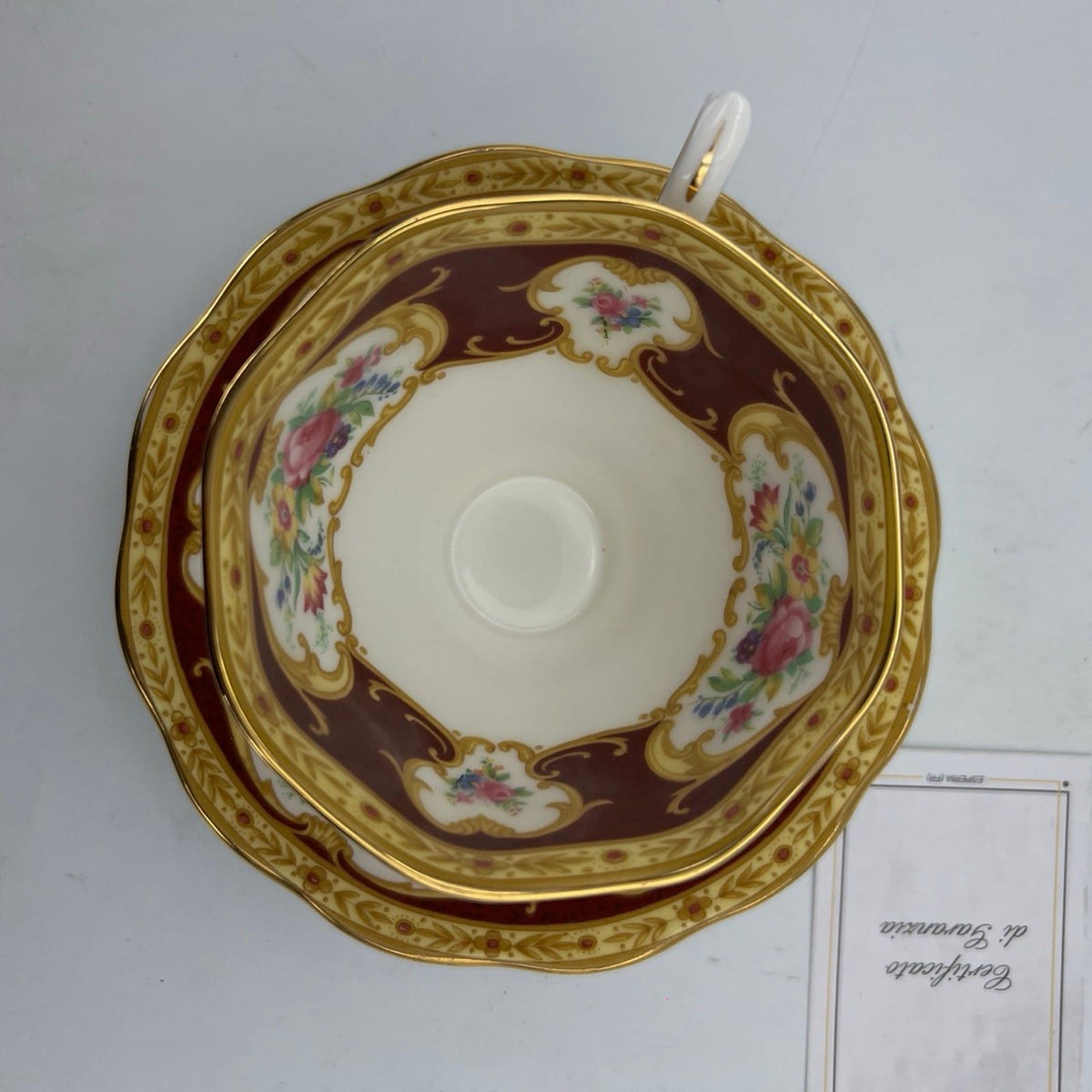 Tazza da tè The in porcellana Royal Albert  tazzina inglese Lady Hamilton 1939 Categoria  Servizio tazze - Tazze