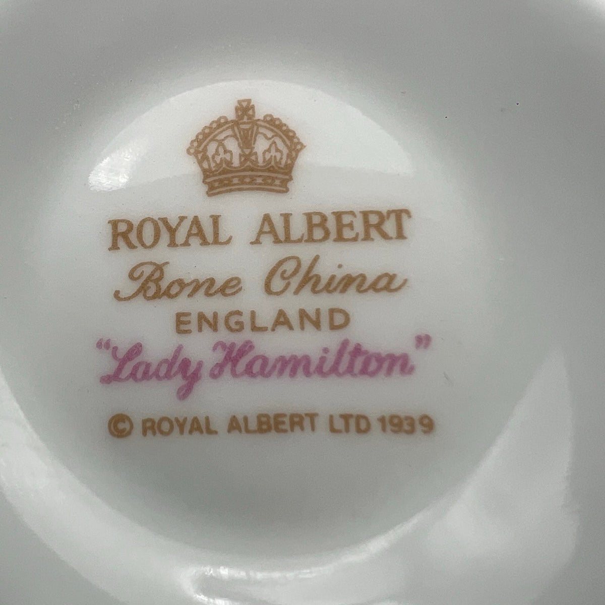 Tazza da tè The in porcellana Royal Albert  tazzina inglese Lady Hamilton 1939 Categoria  Servizio tazze - Tazze