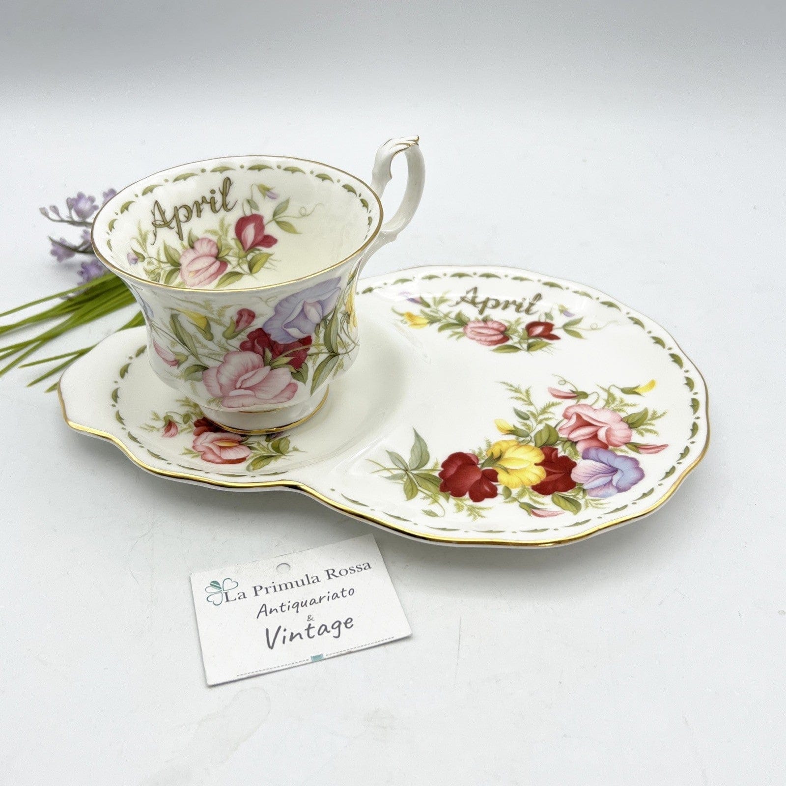 Tazza da tè The tennis in porcellana Royal Albert con mese inglese APRILE 1970 Categoria  Servizio tazze - Tazze