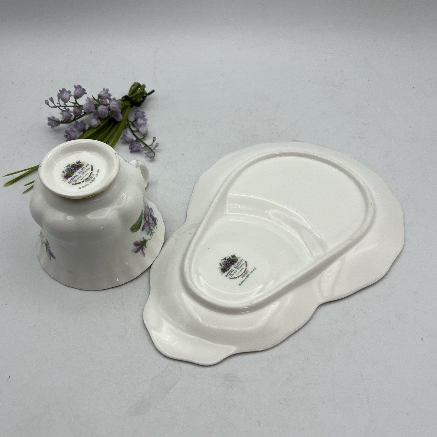 Tazza da tè The tennis in porcellana Royal Albert con mese inglese FEBBRAIO 1970 Categoria  Servizio tazze - Tazze