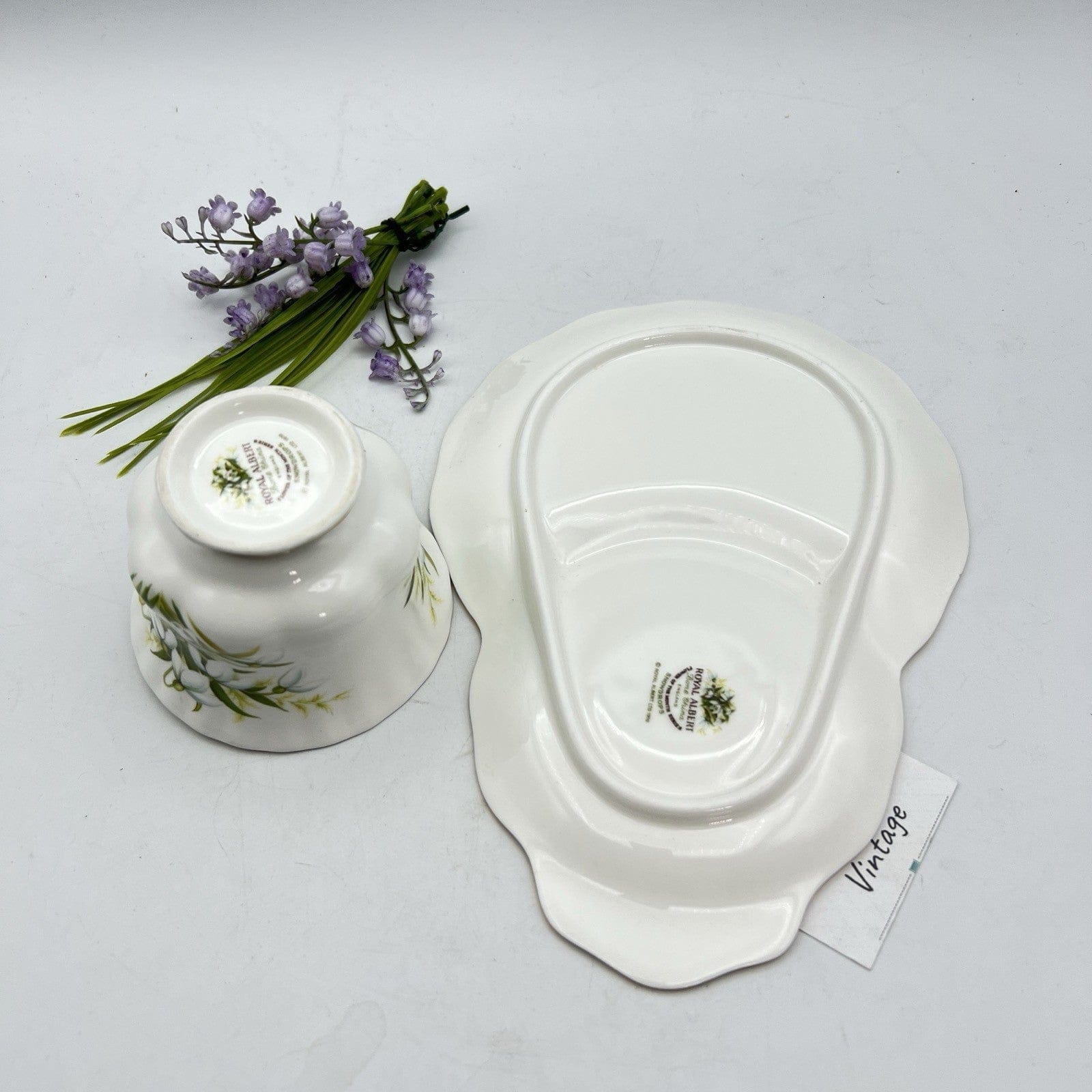 Tazza da tè The tennis in porcellana Royal Albert con mese inglese GENNAIO 1970 Categoria  Servizio tazze - Tazze