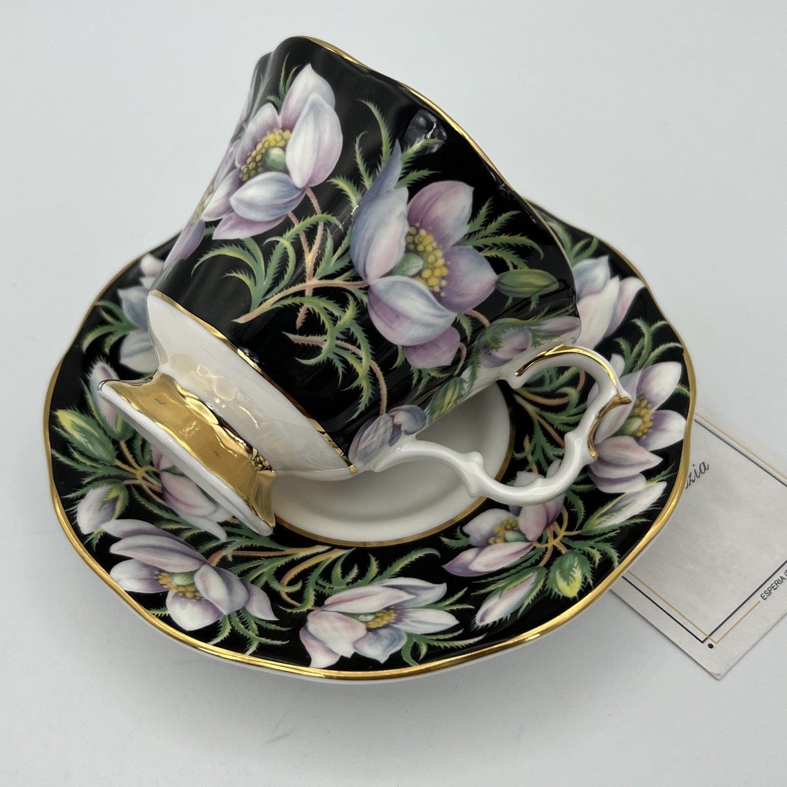 Tazza da The in porcellana Royal Albert Provincial Flowers Fiori Prairie Crocus Categoria  Servizio tazze - Tazze