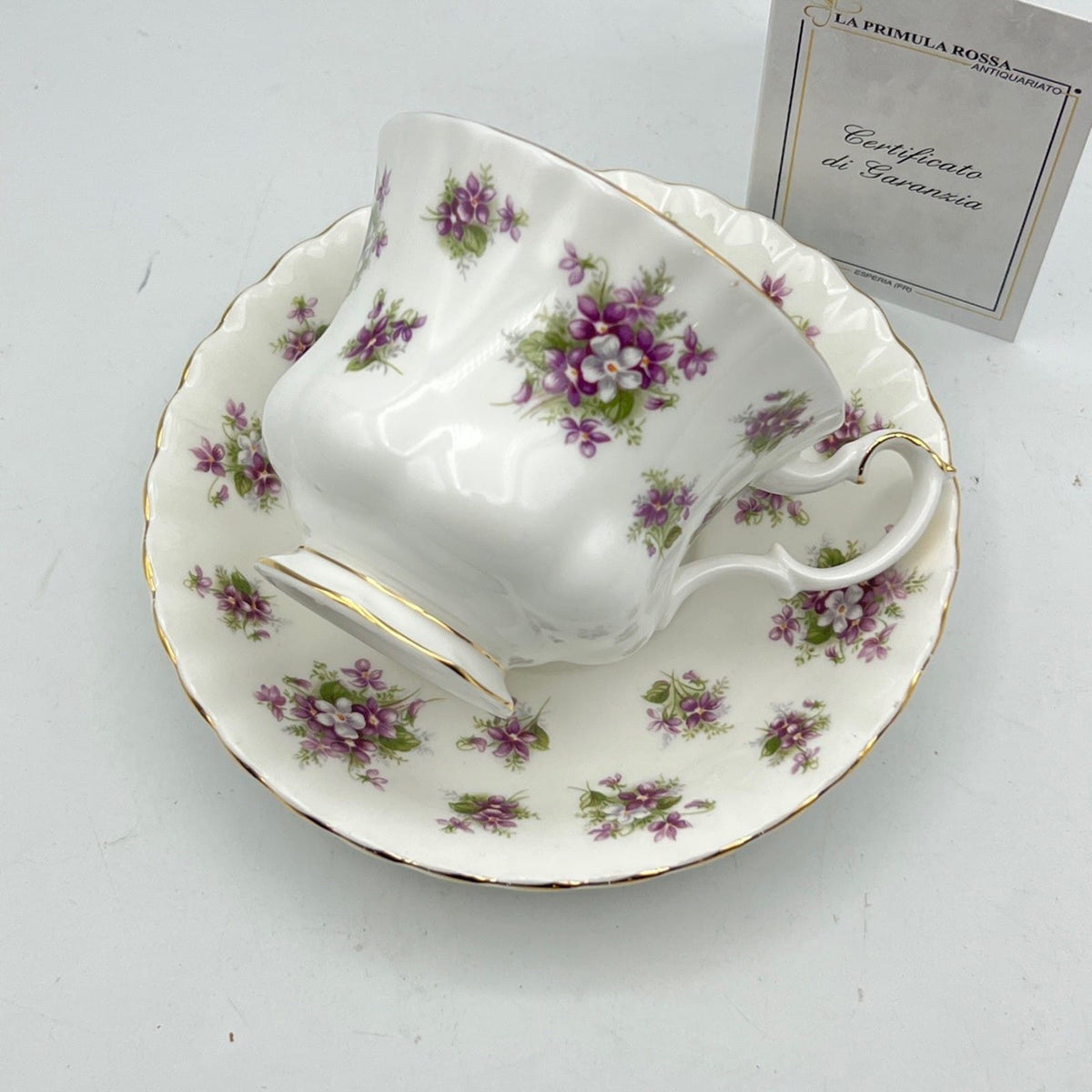 Tazza da the in porcellana Royal Albert tazzina inglese Violette Sweet Violets Categoria  Servizio tazze - Tazze