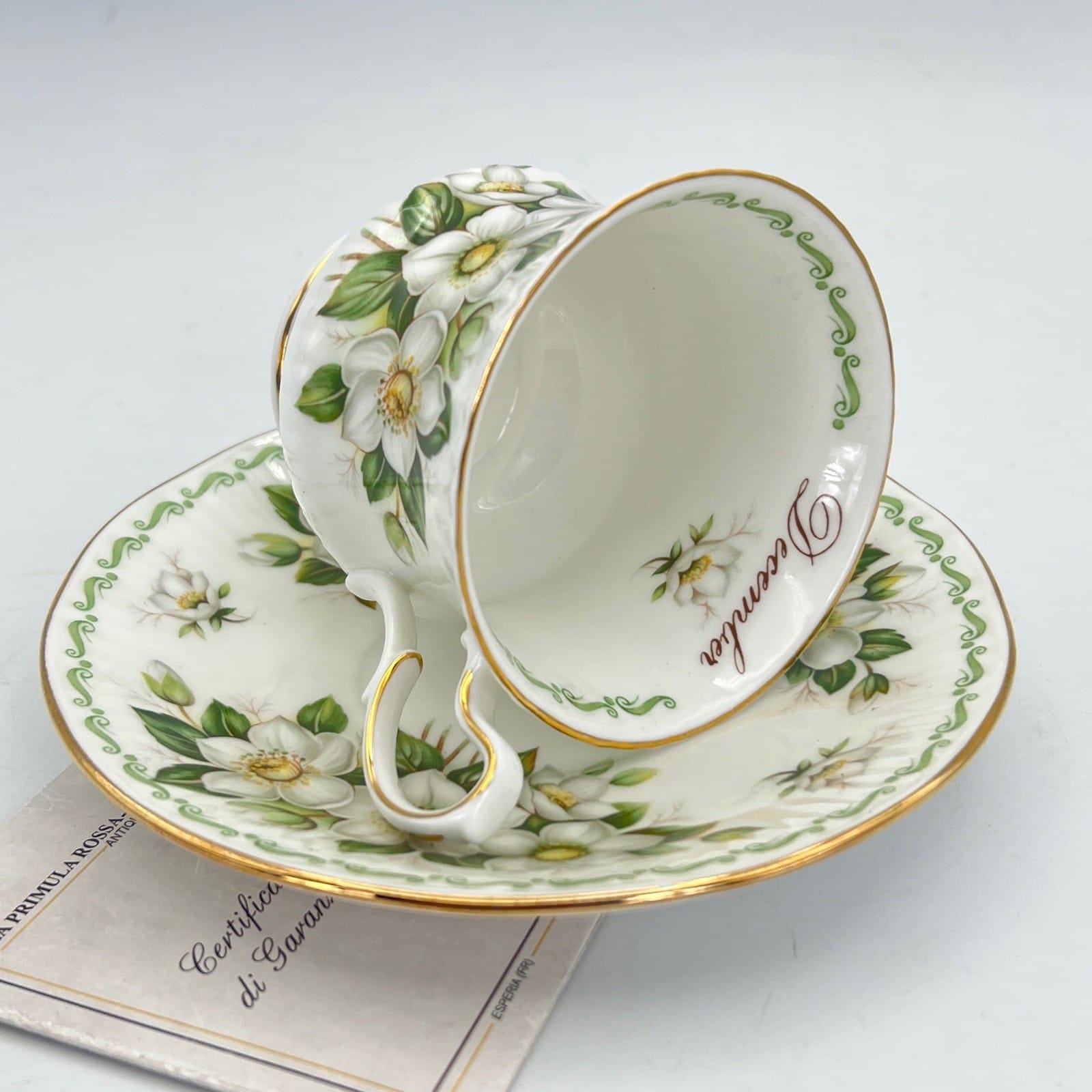 Tazza da the per tè in porcellana Queen's con mese tazzina inglese Dicembre 900 Categoria  Servizio tazze - Tazze