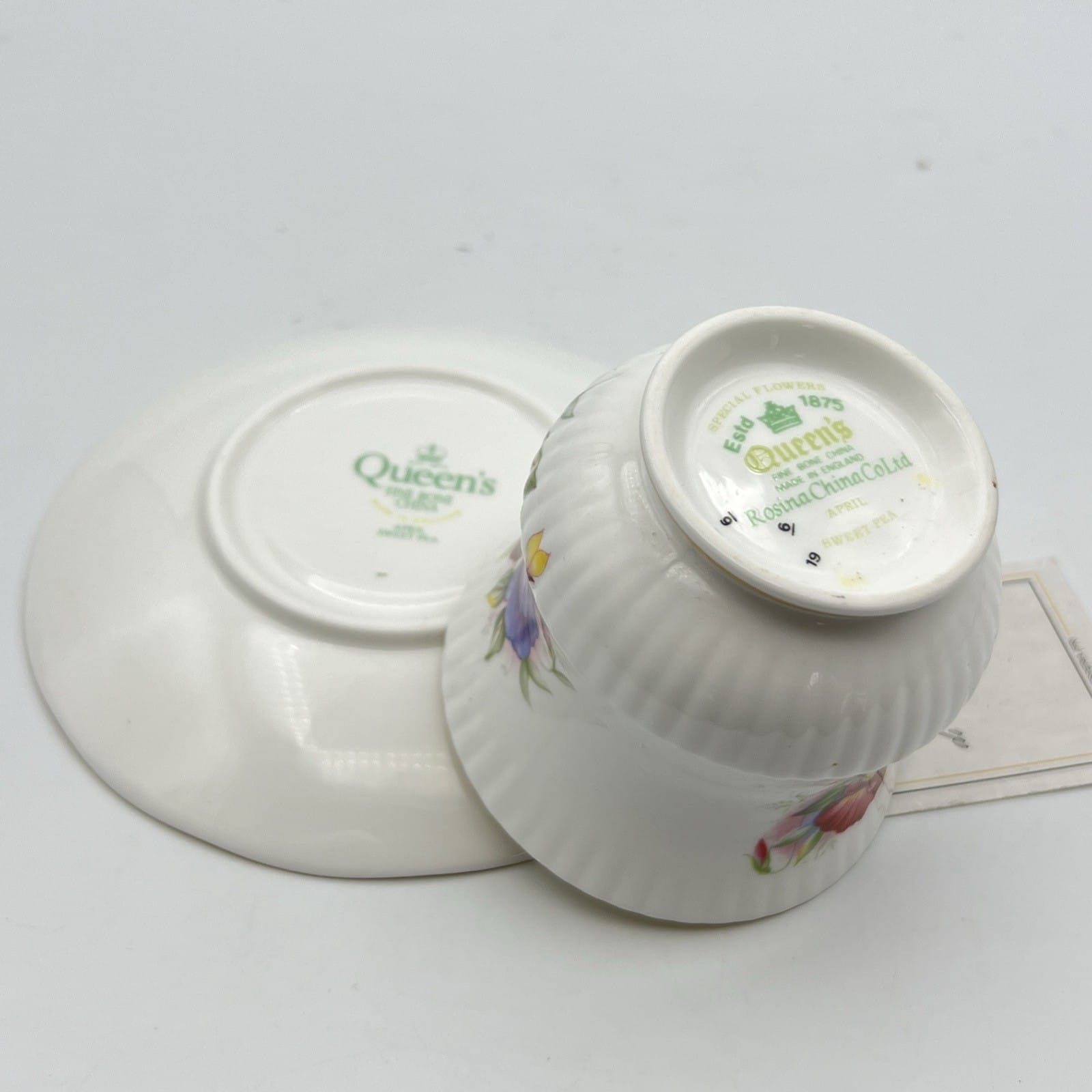 Tazza da the tè in porcellana Queen's con mese tazzina inglese Aprile 900 Rosina Categoria  Servizio tazze - Tazze
