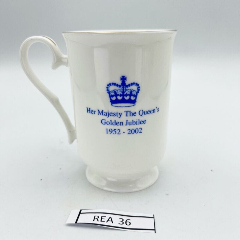 Tazza Mug Inglese da collezione Casa Reale commemorativa Regina Elisabetta II Categoria  Boccali
