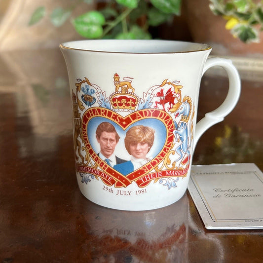Tazza Vintage Mug Inglese Matrimonio Principe Carlo Lady Diana Casa Reale Categoria  Boccali