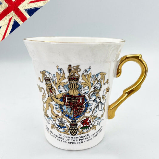 Tazza Vintage Mug Inglese Matrimonio Principe Carlo Lady Diana Casa Reale 1981 Categoria  Arte e antiquariato:Porcellana e ceramica:Altro porcellana e ceramica