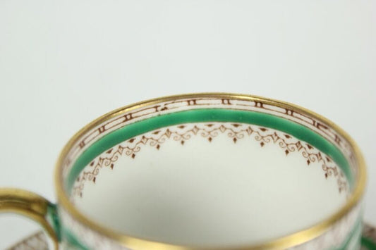 Tazzina da caffe inglese stile antico in porcellana vintage verde e oro piattino Categoria  Ceramiche e Porcellane