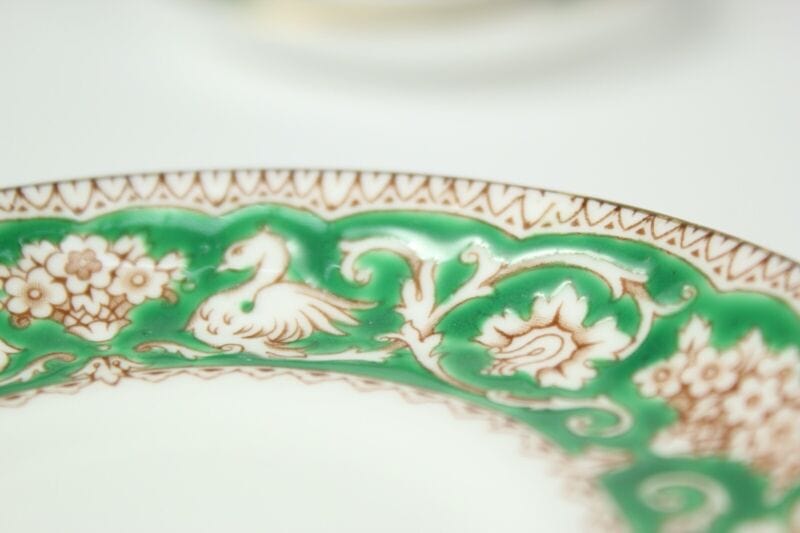 Tazzina da caffe inglese stile antico in porcellana vintage verde e oro piattino Categoria  Ceramiche e Porcellane