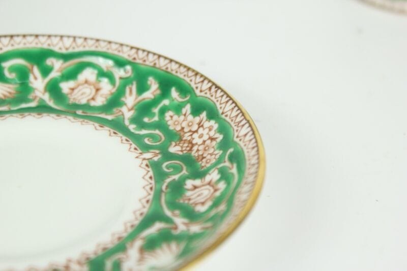 Tazzina da caffe inglese stile antico in porcellana vintage verde e oro piattino Categoria  Ceramiche e Porcellane