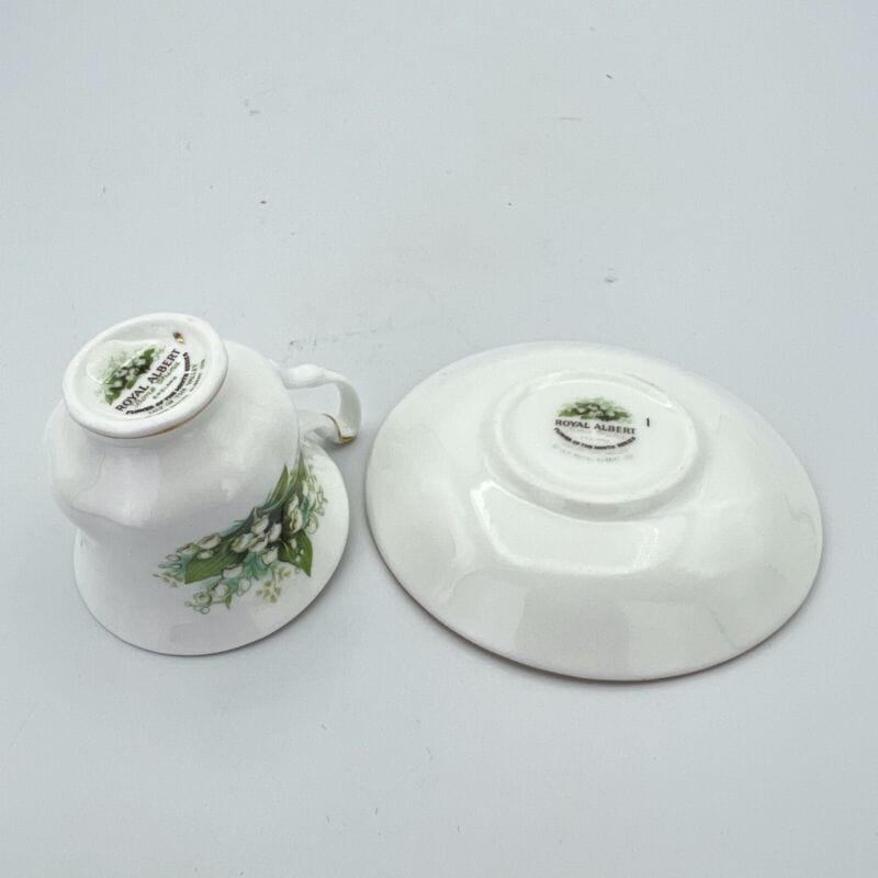 Tazzina da tè The in porcellana Royal Albert con mese di Maggio Mignon Miniatura Categoria  Servizio tazze - Tazze