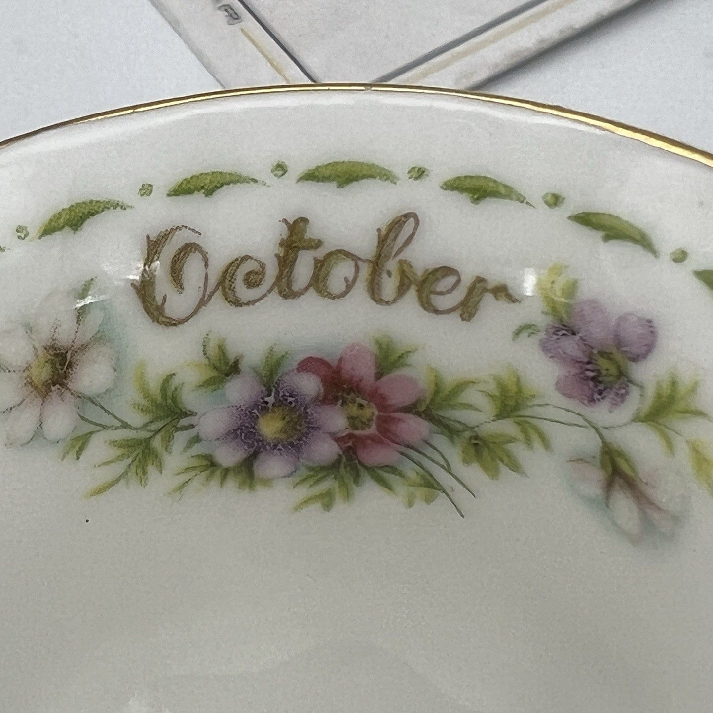 Tazzina da tè The in porcellana Royal Albert con mese Ottobre Mignon Miniatura Categoria  Servizio tazze - Tazze