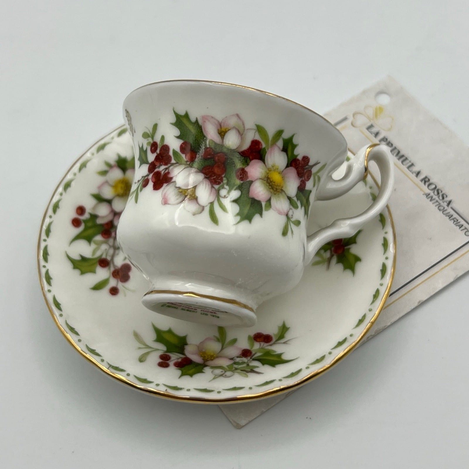 Tazzina da tè The in porcellana Royal Albert mese di Dicembre Mignon Miniatura Categoria  Servizio tazze - Tazze