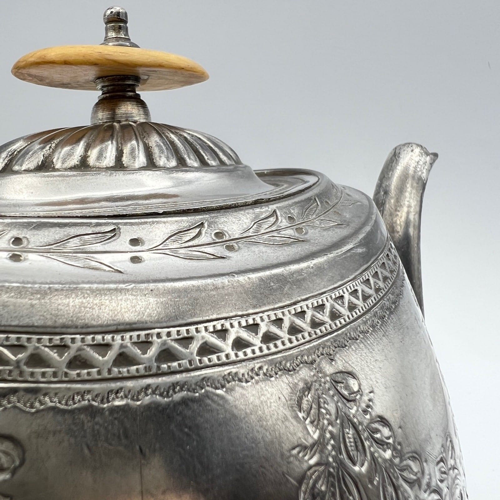 Teiera antica inglese in argento silverplate sheffield d'epoca ' 800 Caffettiera Categoria  Sheffield & Argento