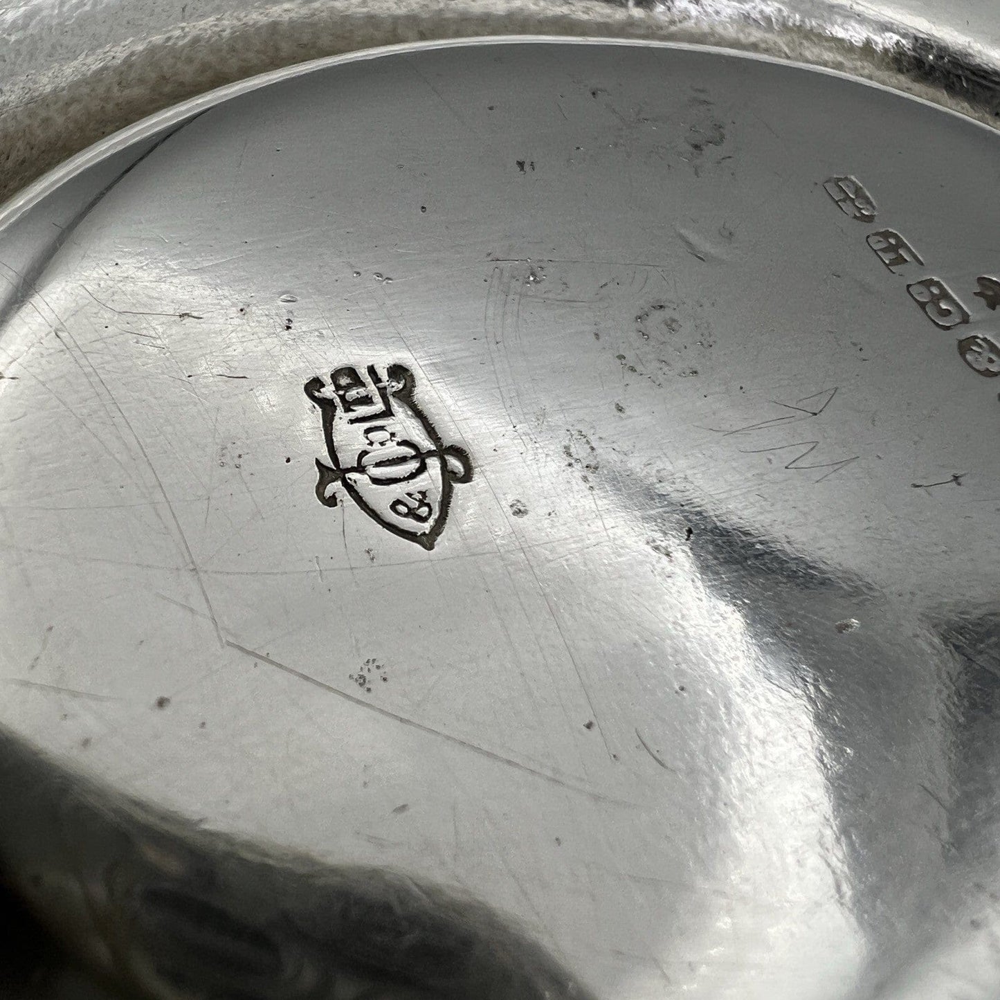 Teiera inglese in argento silver plated  sheffield caffettiera antico Versatoio Categoria  Sheffield & Argento