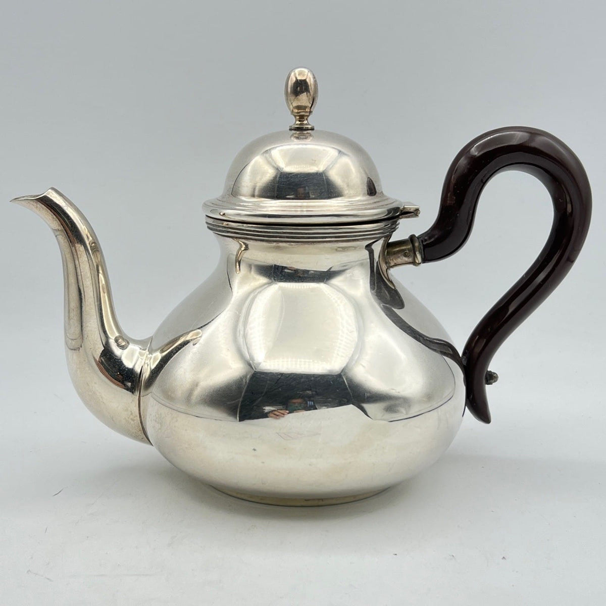 Teiera inglese in stile Antico in Argento Placcato Silver plated Sheffield Categoria  Sheffield & Argento