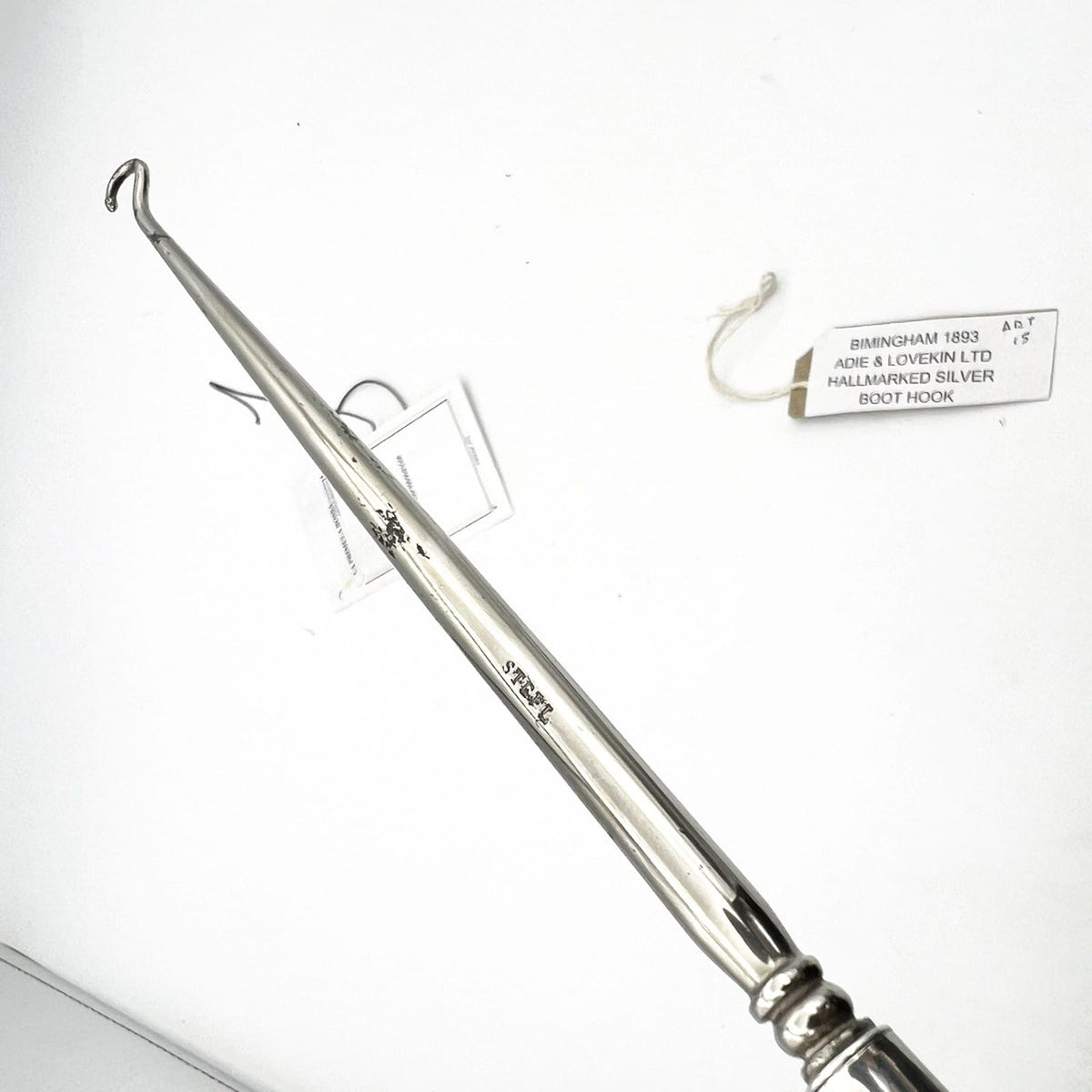 Tiralacci Antico in argento 925 inglese da toilette sterling d'epoca anno 1893 Categoria  Sheffield & Argento