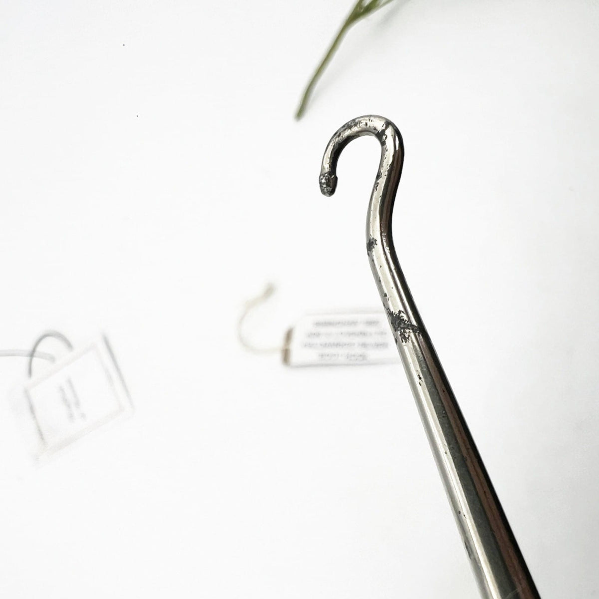 Tiralacci Antico in argento 925 inglese da toilette sterling d'epoca anno 1893 Categoria  Sheffield & Argento